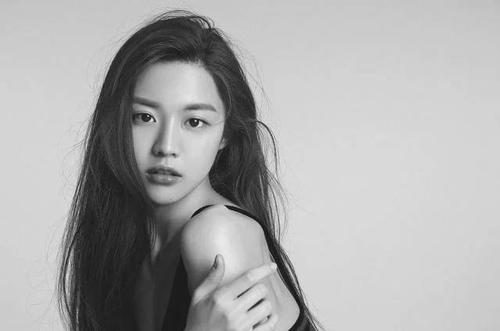 西安做双眼皮哪里好？-第1张图片-王尘宇