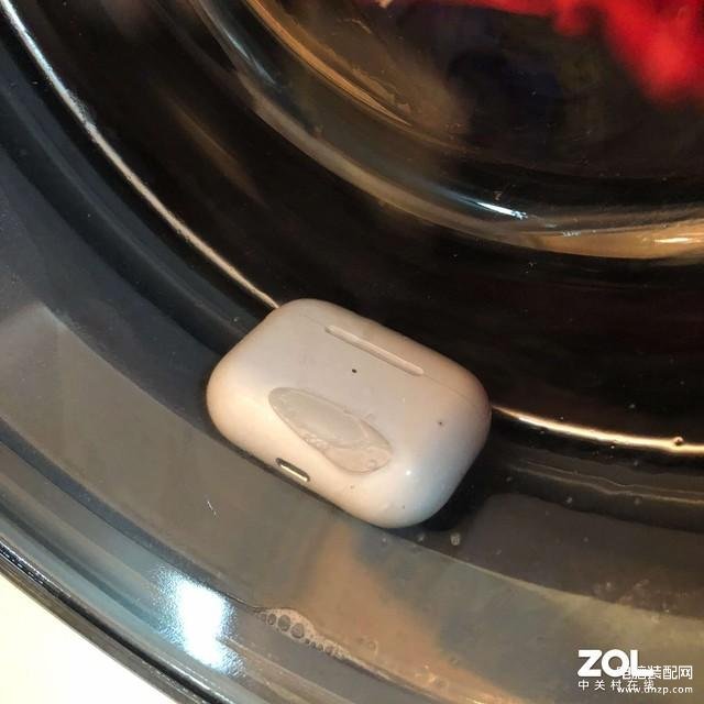 耳机放在洗衣机里洗了还能用吗-第1张图片-王尘宇