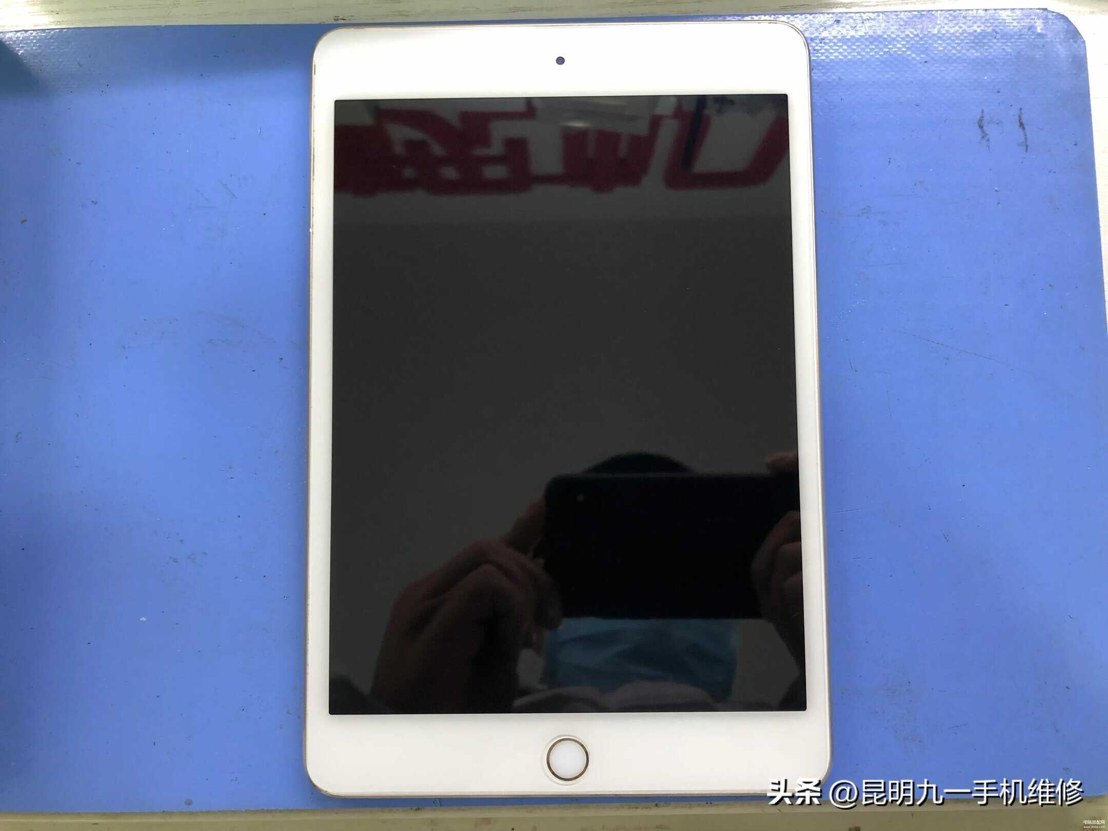 ipad有电却黑屏打不开怎么办-第1张图片-王尘宇