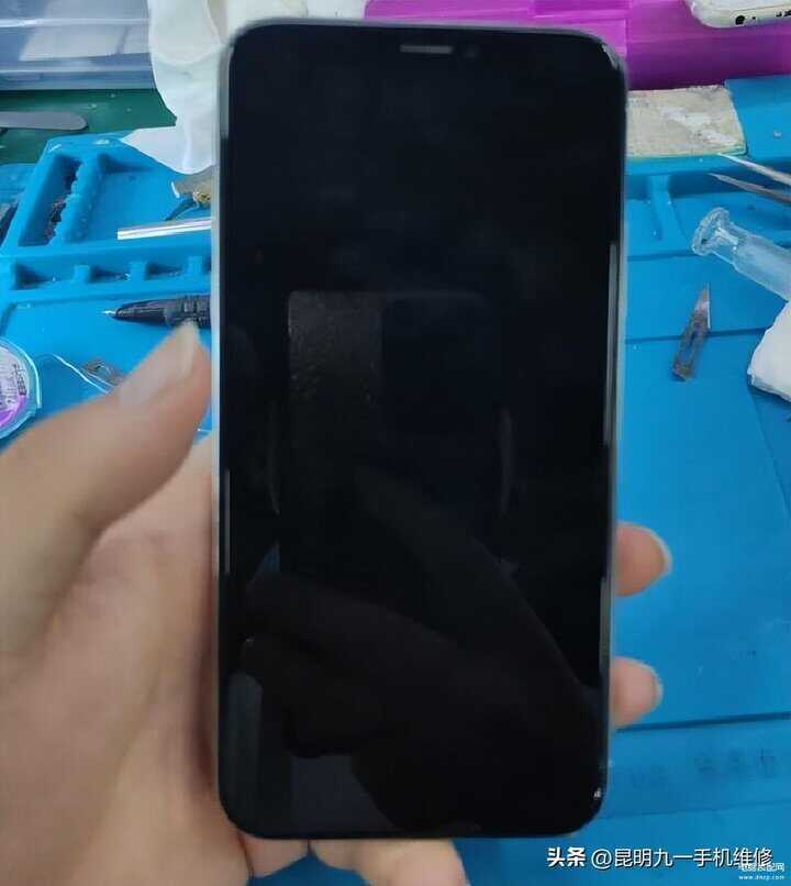 iphone手机充不进去电是怎么回事-第1张图片-王尘宇