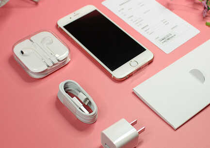 新手机第一次充电-第1张图片-王尘宇