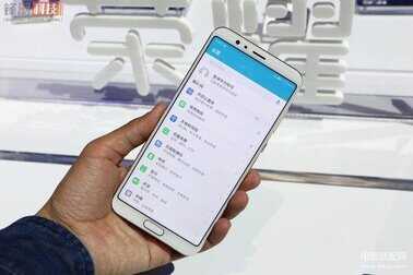 荣耀V10性能跑分多少-第1张图片-王尘宇