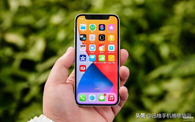 苹果13充电充不进去电怎么回事-第1张图片-王尘宇 苹果13充电充不进去电怎么回事-第1张图片-王尘宇
