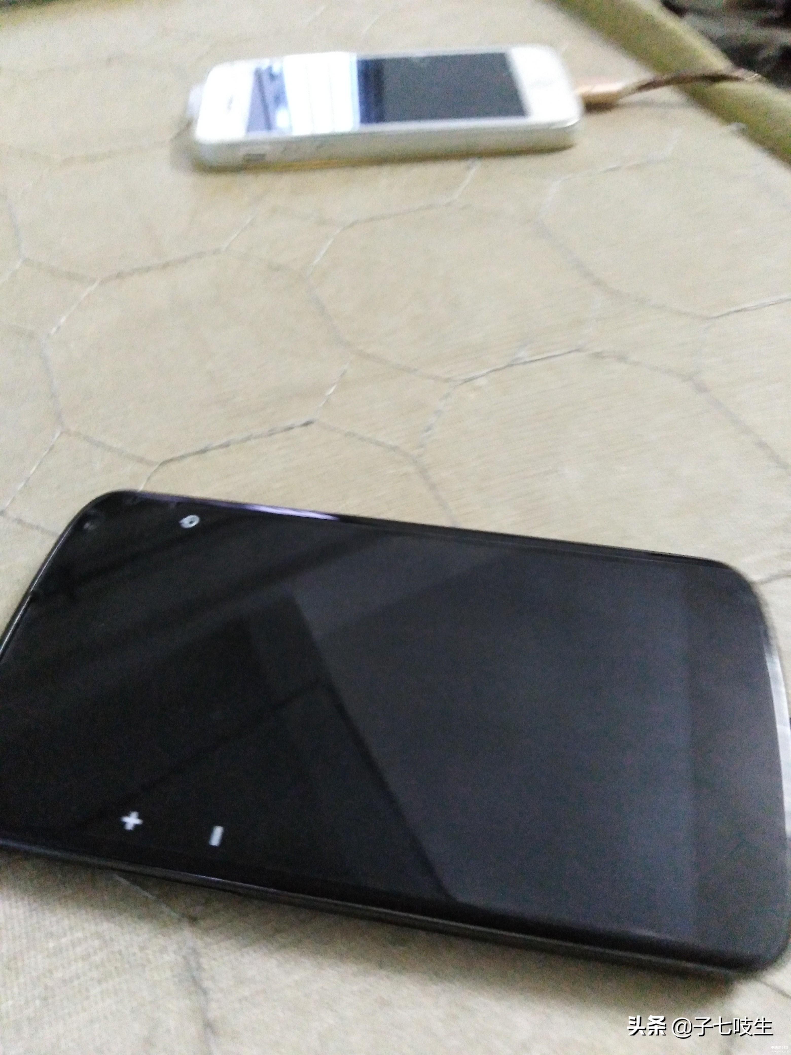 手机一充电就关机是什么原因-第1张图片-王尘宇