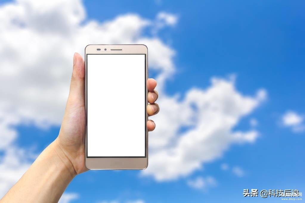 手机不受控制自己乱动怎么办-第1张图片-王尘宇