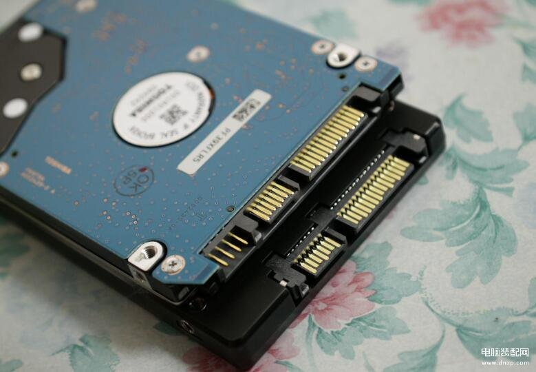 ssd和固态硬盘哪个好用-第1张图片-王尘宇